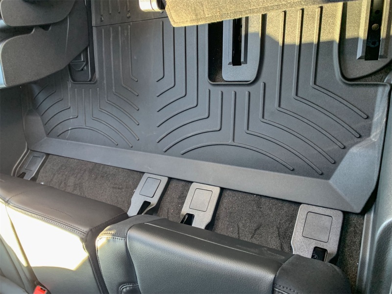 Picture of WeatherTech WT 3D FloorMat-Rear-Blk Floor Mats - 4412954IM