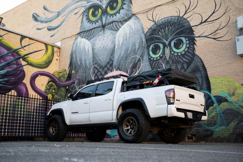 Picture of DV8 Offroad DVE Bed Racks - RRUN-02