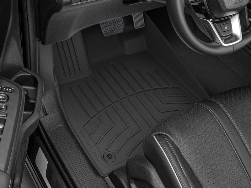 Picture of WeatherTech 23-24 Honda Pilot Front FloorLiner HP - Black