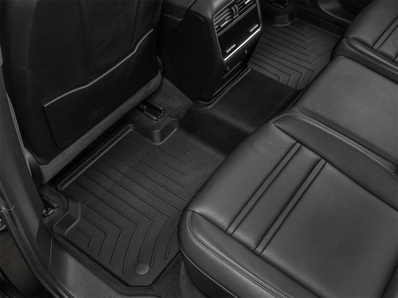 Picture of WeatherTech 19-24 Porsche Cayenne / 21-23 Porsche Cayenne GTS Rear FloorLiner HP - Black