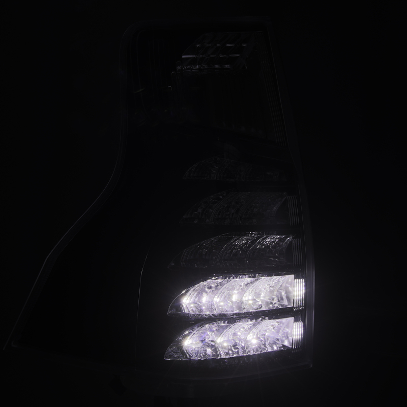 Picture of AlphaRex ARX PRO-Series Tail Lights - 678015