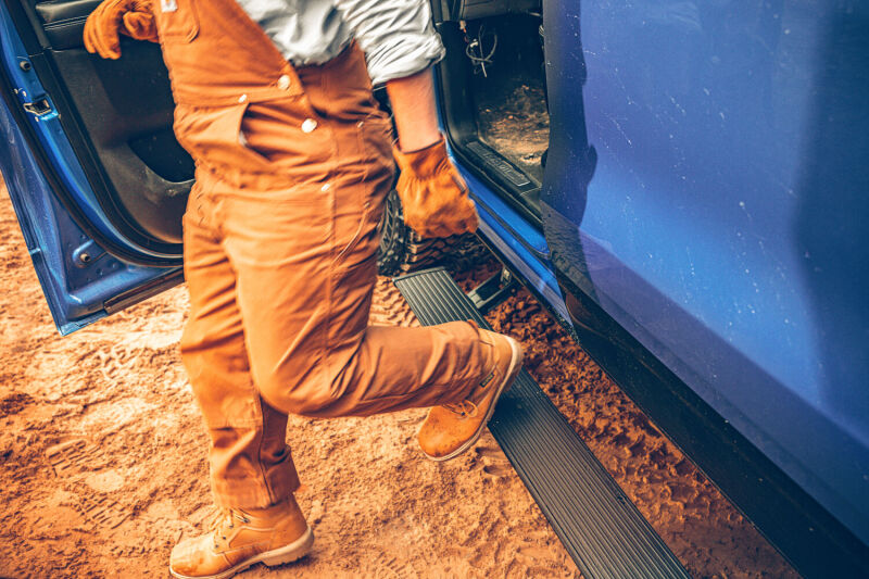 Picture of AMP Research AMP PowerStep Plug N Play Running Boards - 76240-01A
