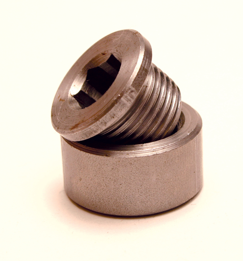 Picture of Innovate Motorsports INN Exhaust Bungs Exhaust Hardware - 3735
