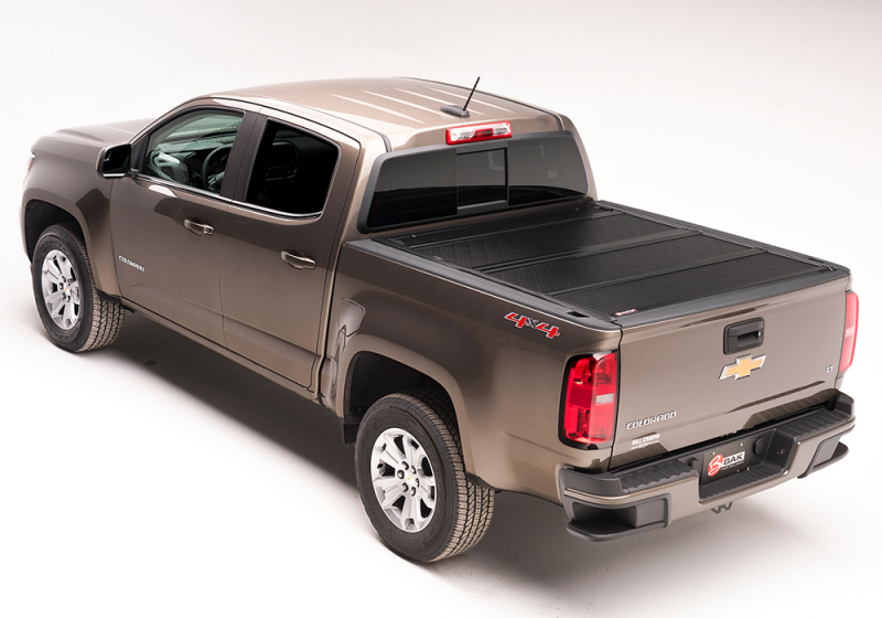 Picture of BAK BAKFlip F1 Tonneau Covers - 772146