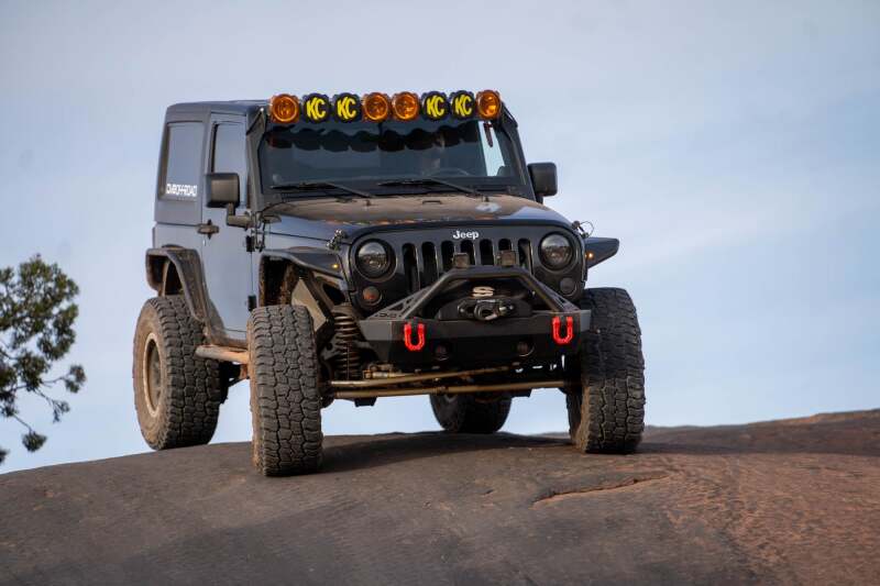 Picture of DV8 Offroad DV8 Shackles Bumper Accessories - UNSK-01GR