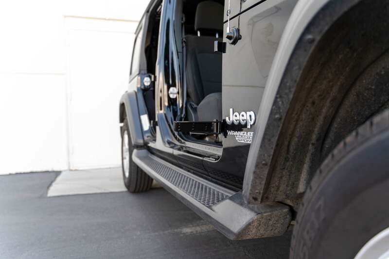 Picture of DV8 Offroad DVE Foot Pegs Exterior Trim - STJL-05