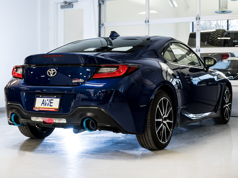 Picture of AWE Tuning AWE Cat-Back Touring - 3015-39486