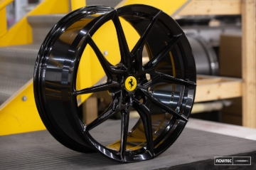 Picture of Vossen x Novitec NF8 22x12.5 - 5x114.3 BP - ET46 - Gloss Black Ferrari 812 Superfast/GTS Rear Wheel