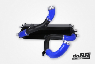 Picture of do88 Volvo S60/V60/XC60/V90/S90/XC90 (SPA) T6/T8 Hybrid BigPack Intercooler Kit w/Blue Hoses
