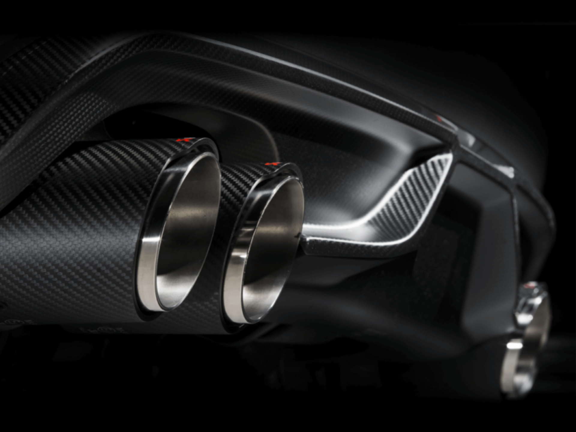 Picture of Akrapovic AKR Tail Pipe Set-Carbon - TP-CT/39