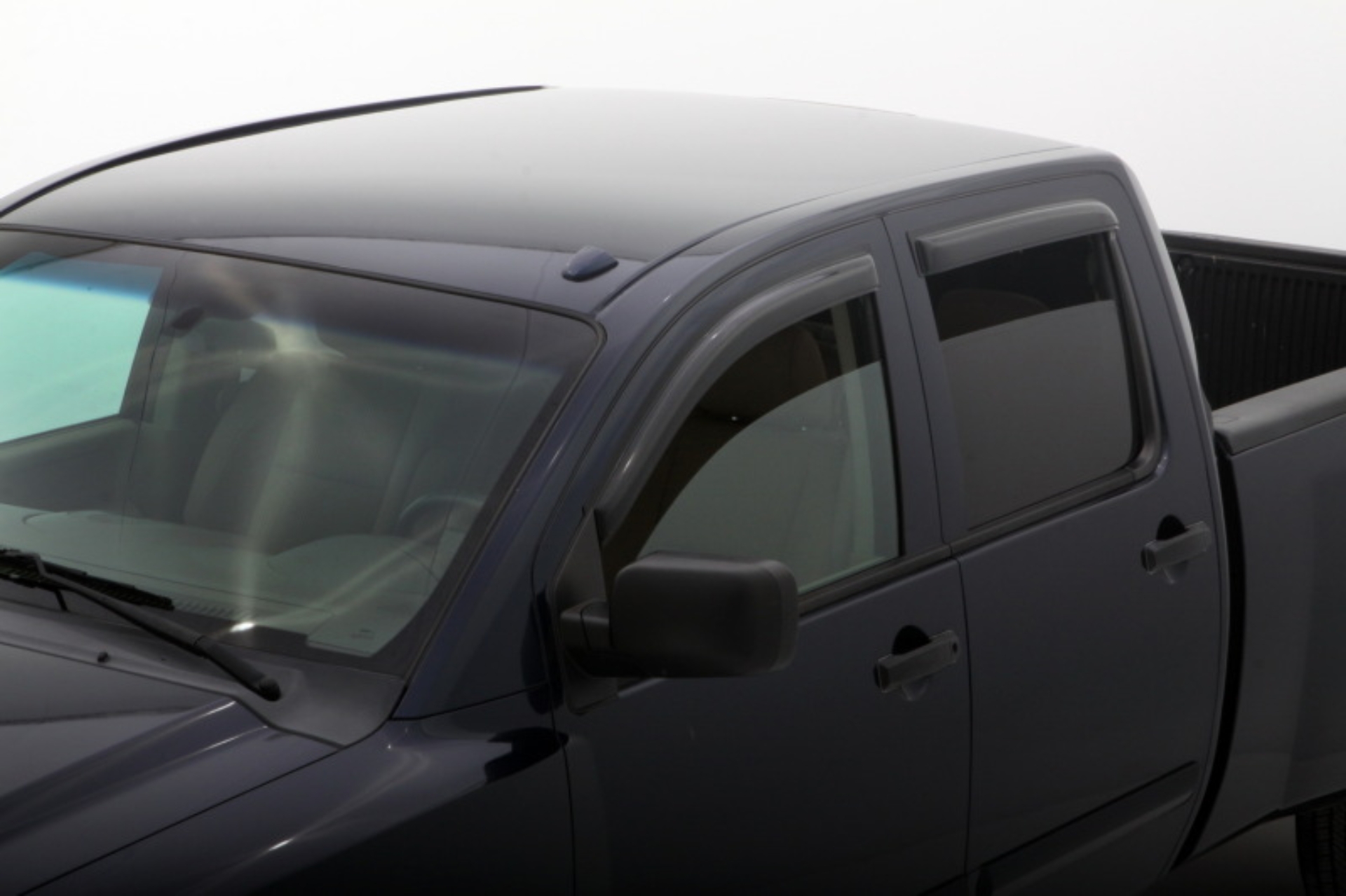 Picture of AVS Ventvisor-Smoke Wind Deflectors - 94858