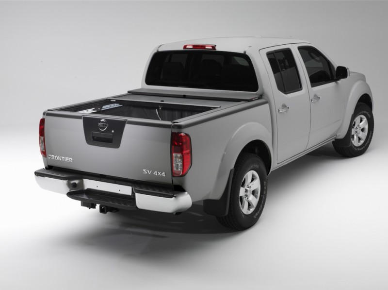 Picture of Roll-N-Lock RNL M-Series Tonneau Cover - LG103M