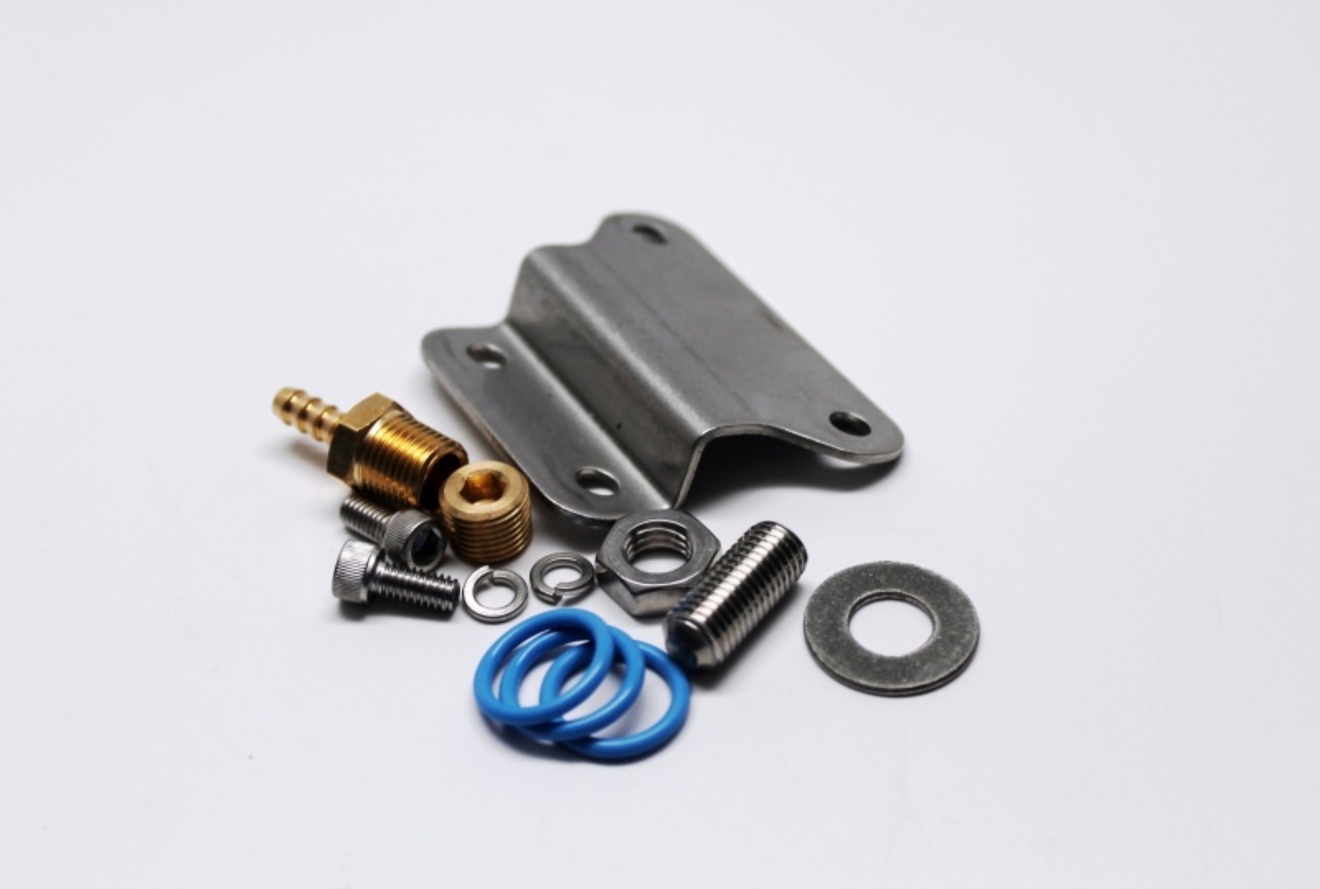 Picture of Fuelab FLB Bracket & Hardware Kit - 14503