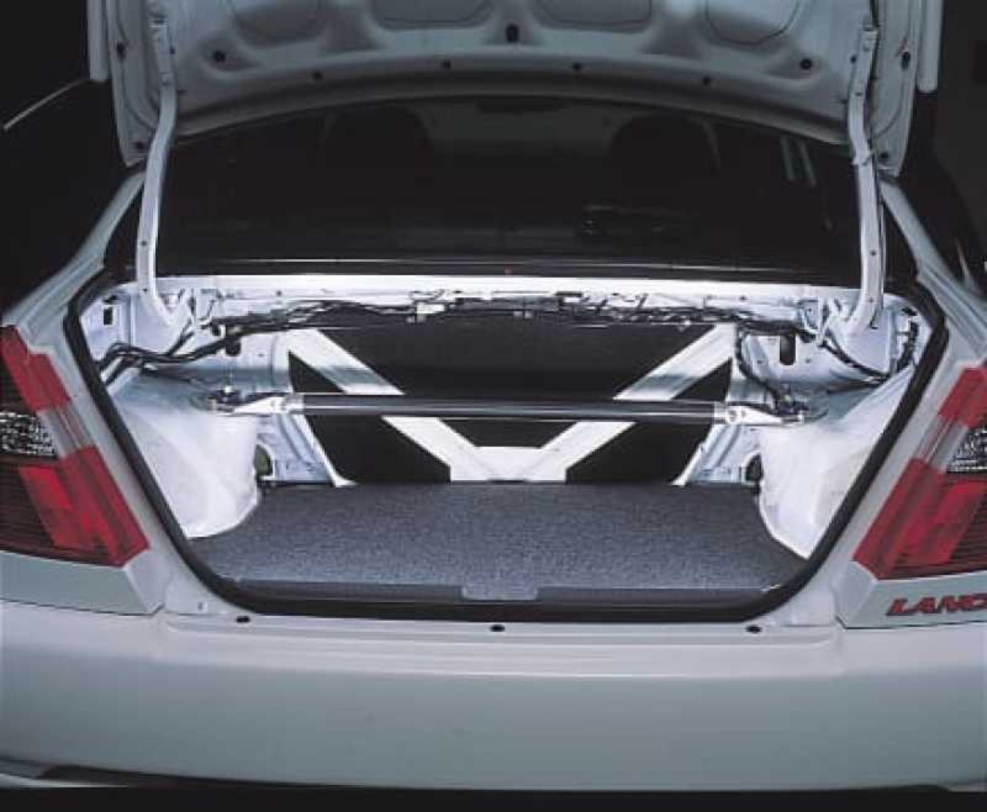 Picture of Cusco CUS CB Rear Strut Bars - 560 551 A