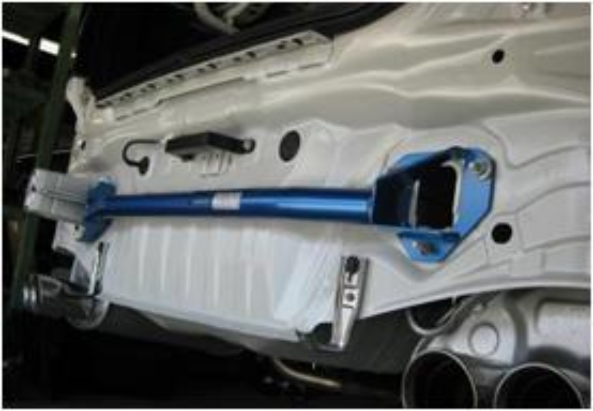 Picture of Cusco CUS Power Braces Rear Chassis Bracing - 677 492 RE