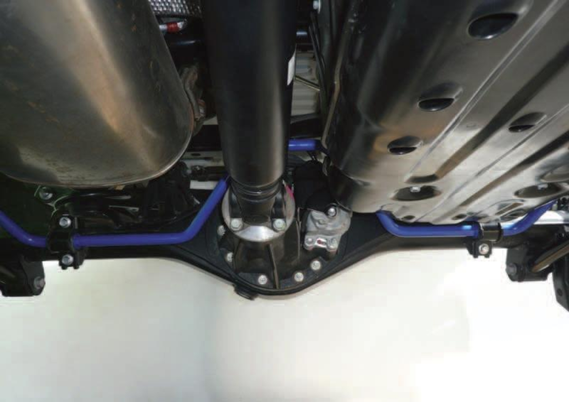 Picture of Cusco CUS Rear Sway Bars - 957 311 B22