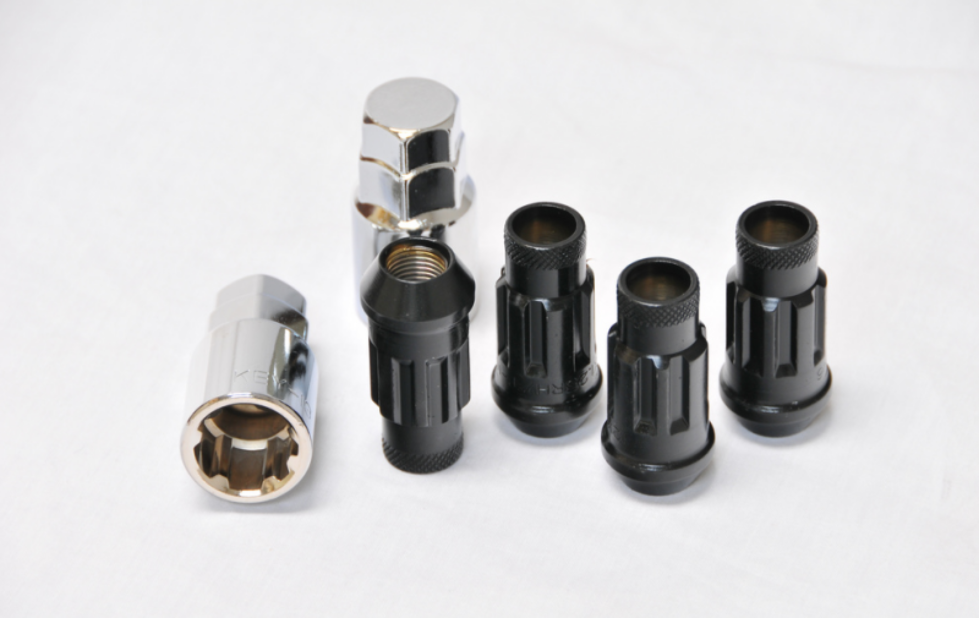 Picture of Wheel Mate WM Monster Open Ed Lug Nut Set - 33005B