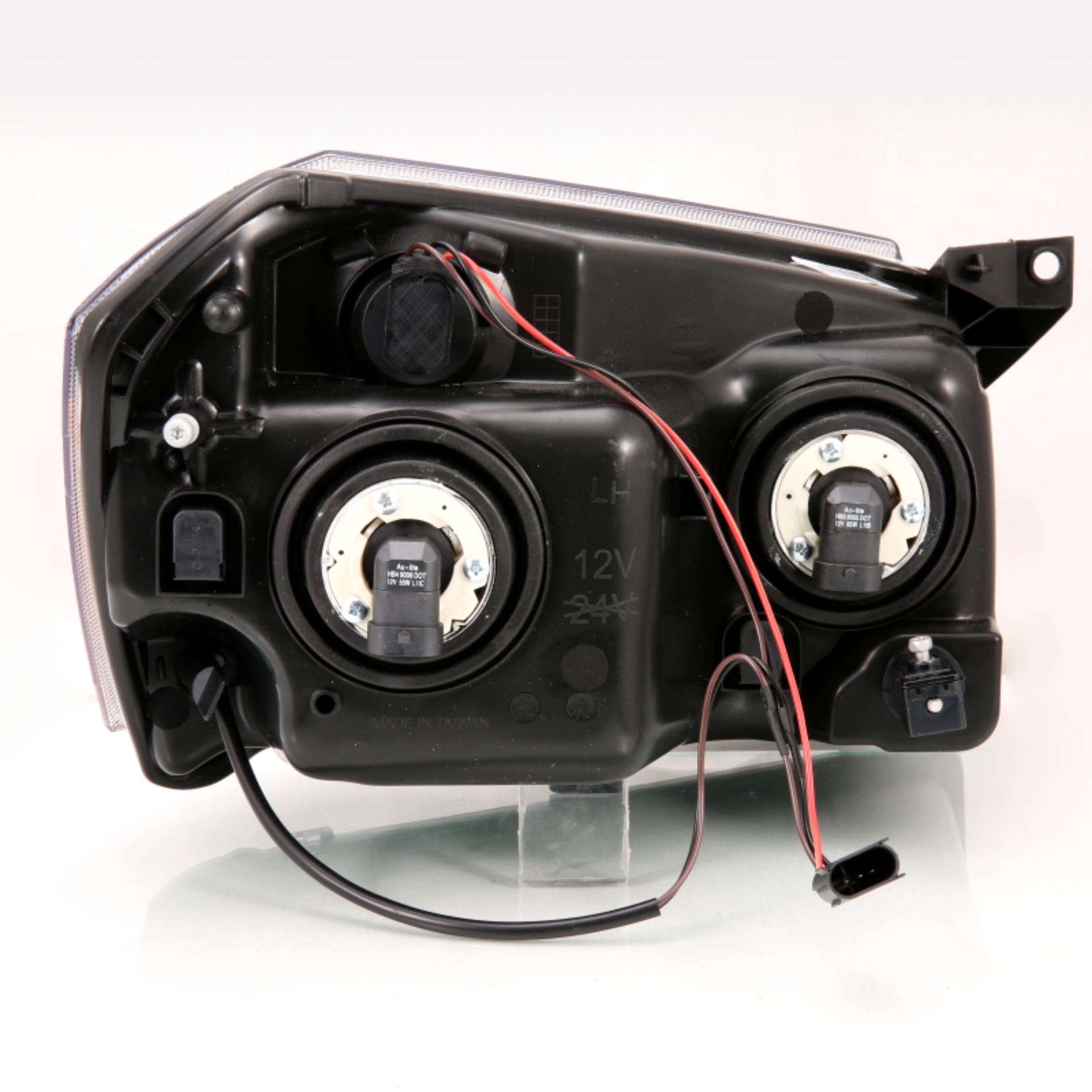 Picture of ANZO ANZ Crystal Headlights - 111425