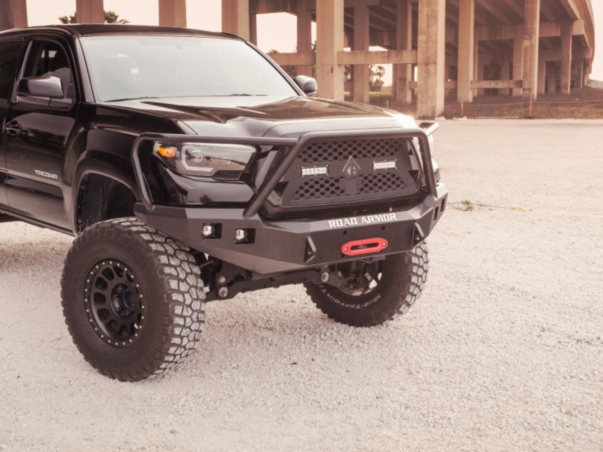 Picture of Road Armor RDA Stealth Front Bumpers - 9161F5B