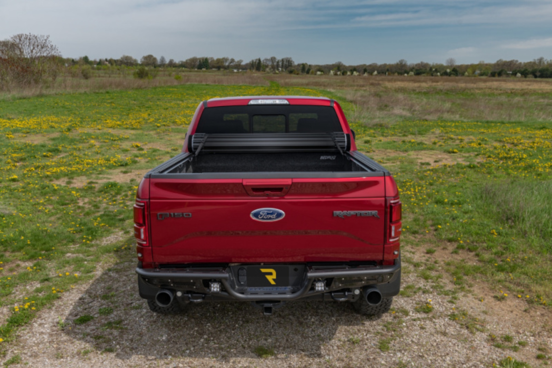 Picture of Truxedo TRX Bed Cover-Sentry - 1531101