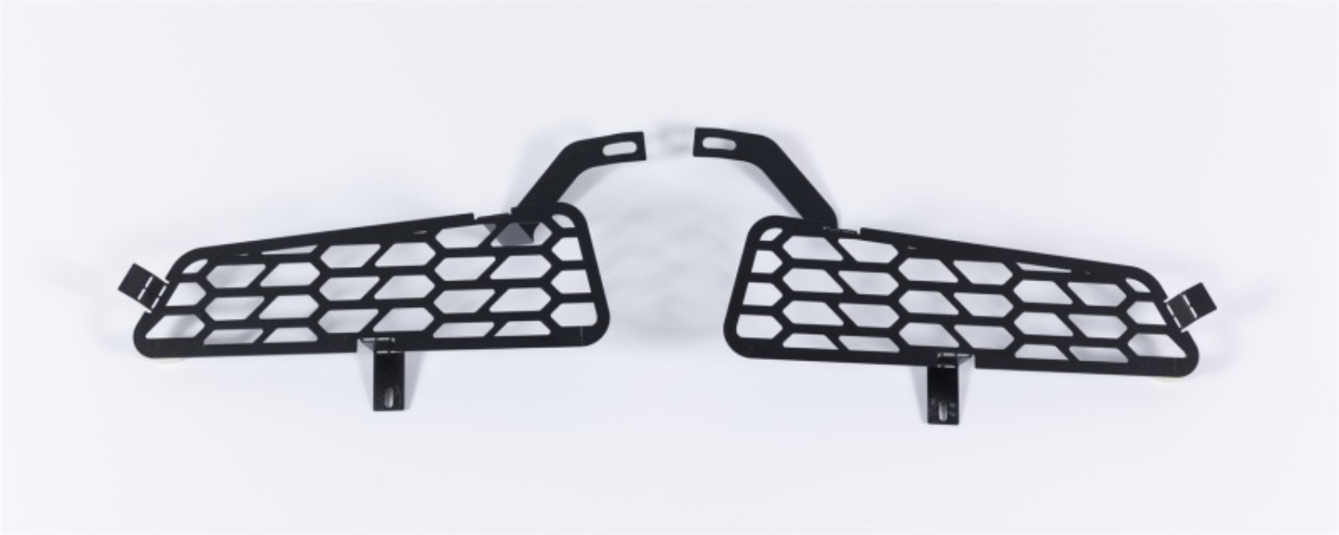 Picture of Putco PUT Bumper Grille Inserts - 83168
