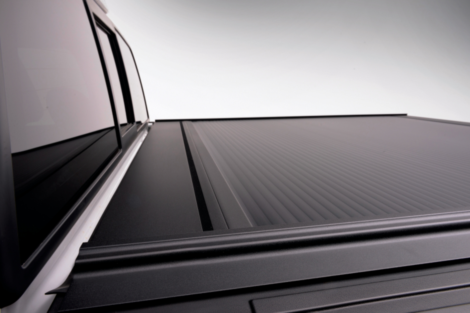 Picture of Retrax RTX RetraxONE MX Retractable Bed Covers - 60832