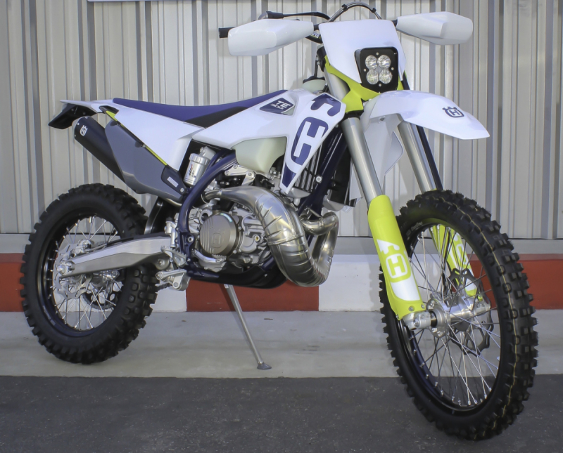Picture of Baja Designs BAJ Powersports XL 80 Light Pods Light Bars & Cubes - 677020