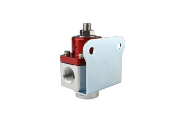 Picture of Aeromotive AER Fuel Pressure Regulators - 13205