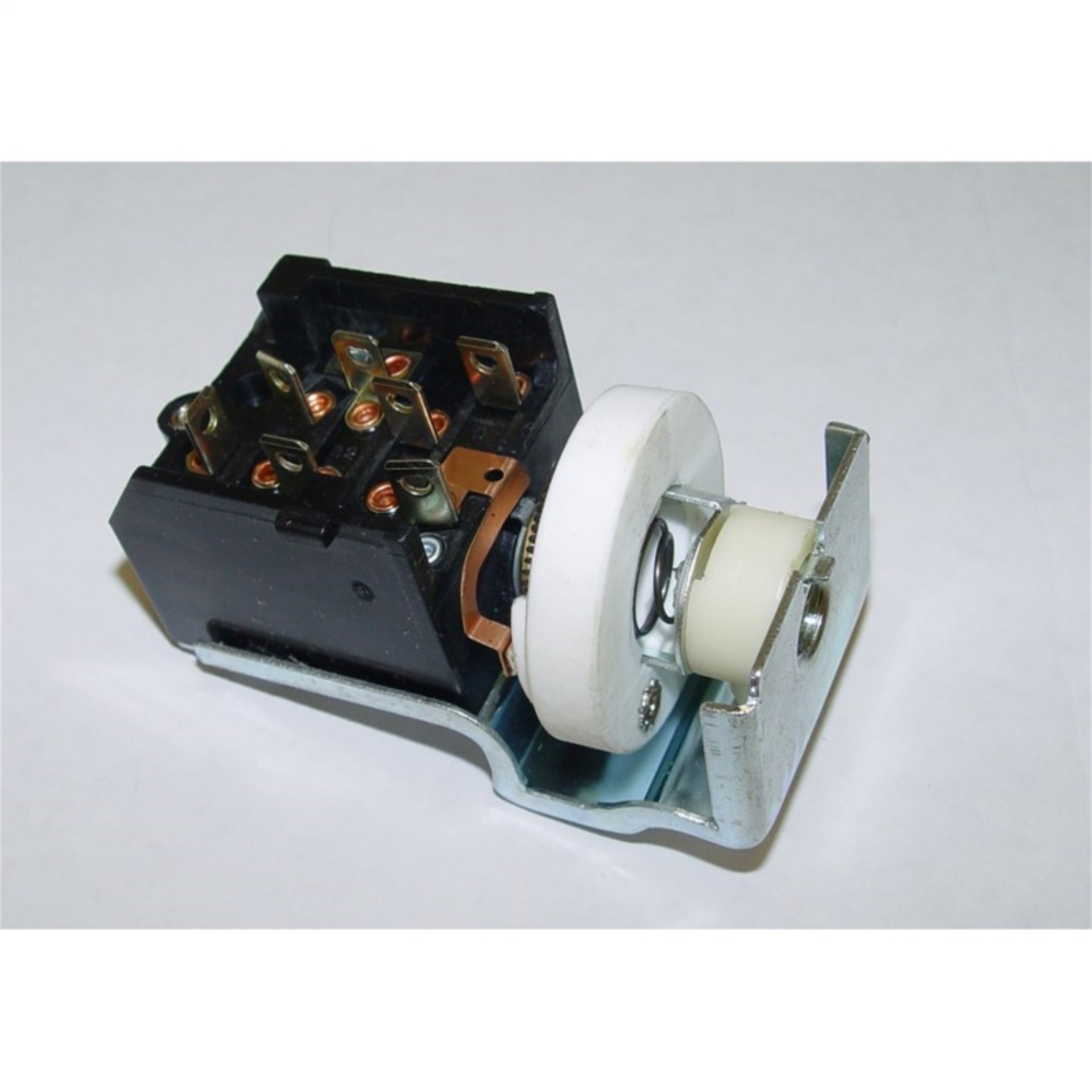 Picture of OMIX OMI Switches Dash & Interior Trim - 17234.08