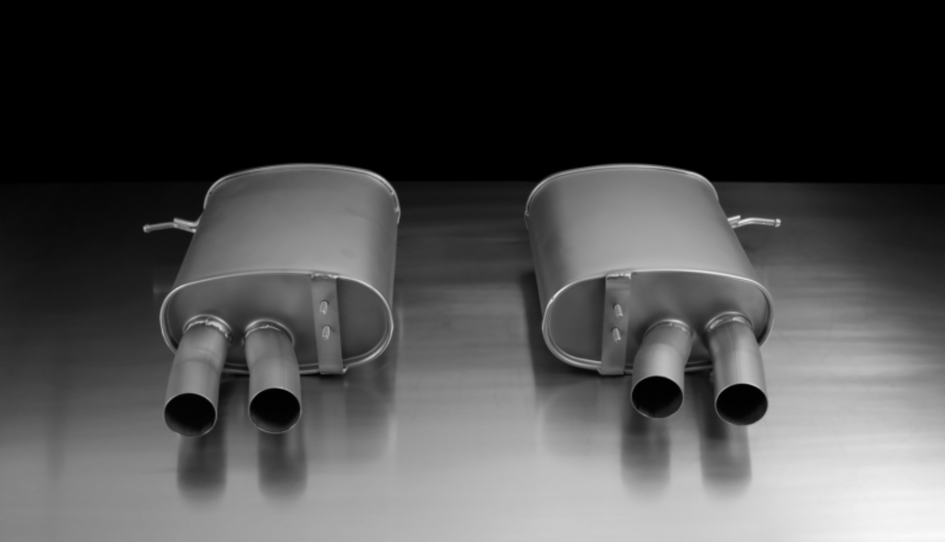 Picture of Remus RMS Axle Back Exhausts - 088906 0500LR