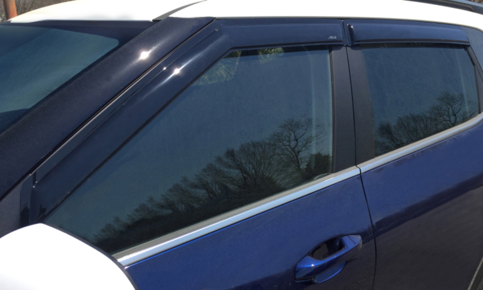 Picture of AVS Ventvisor-Smoke Wind Deflectors - 94762