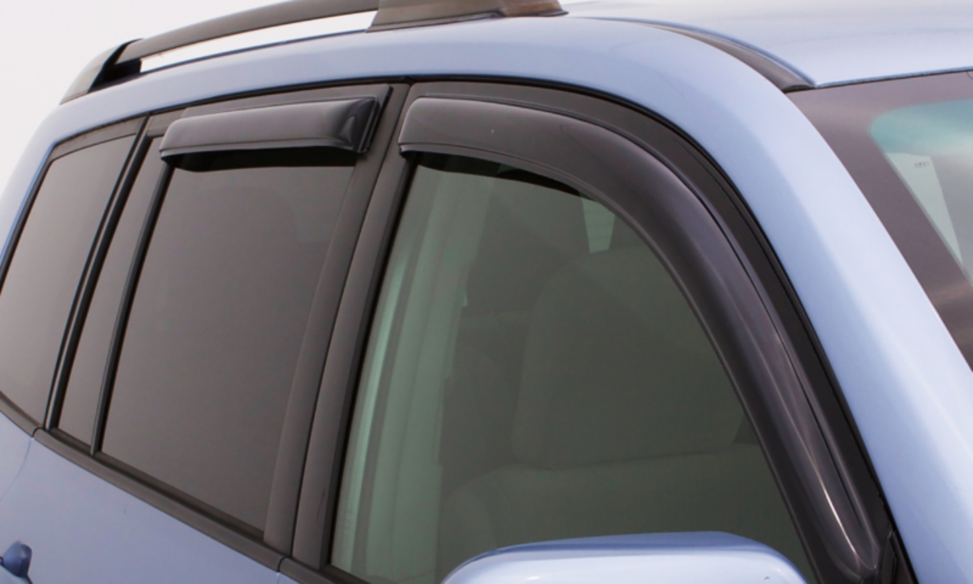 Picture of AVS Ventvisor-Smoke Wind Deflectors - 94823
