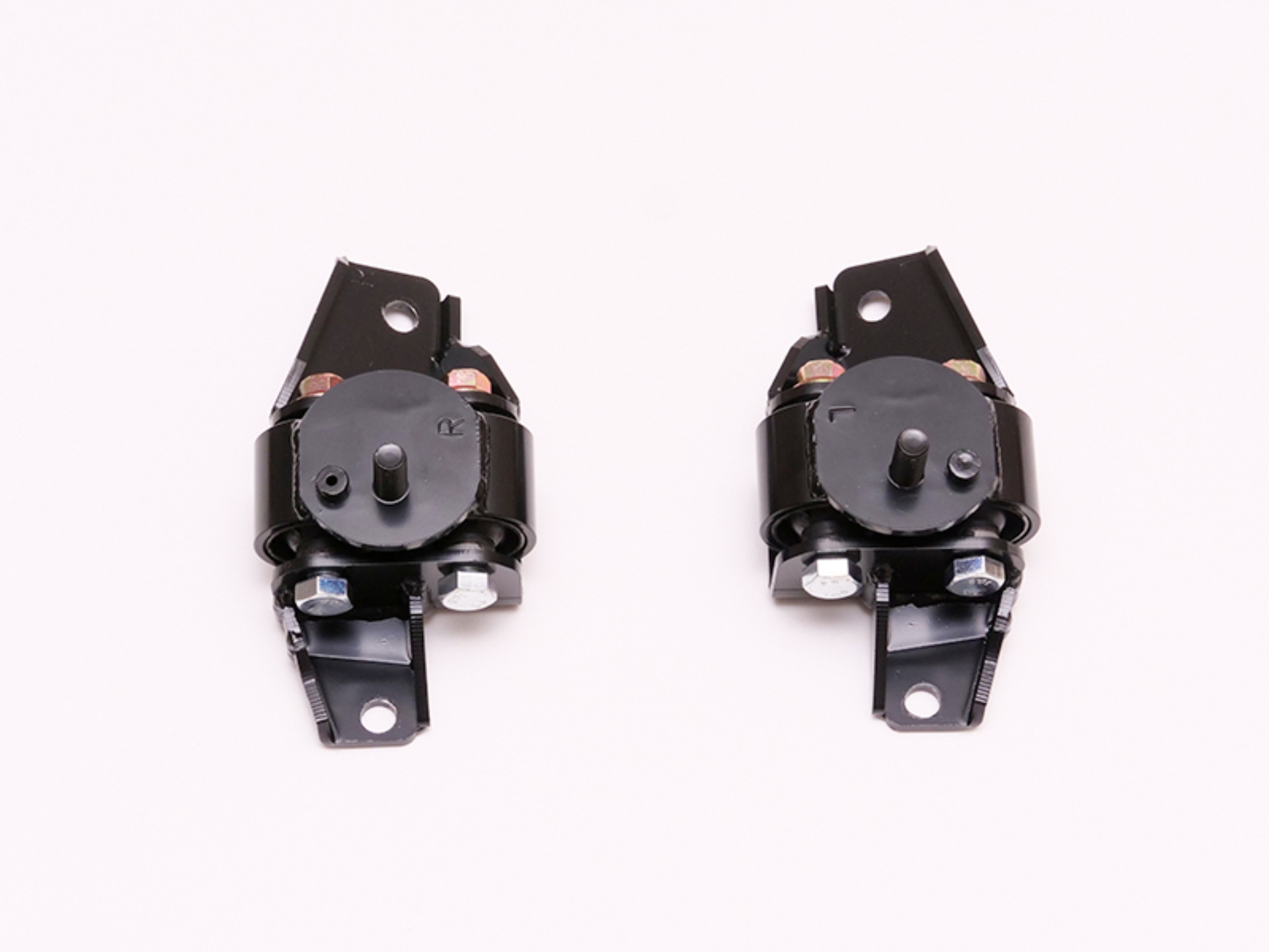 Picture of Cusco CUS Motor Mounts Engine Mounts - 6C1 911 A