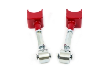 Picture of UMI Performance UMI Upper Control Arms - 3039-R