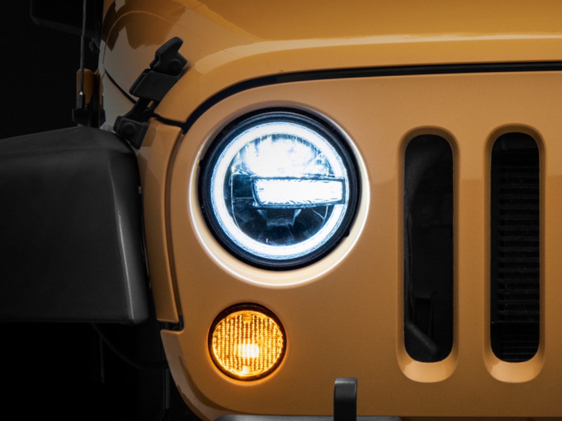 Picture of Raxiom RAX LED Headlights - J155018