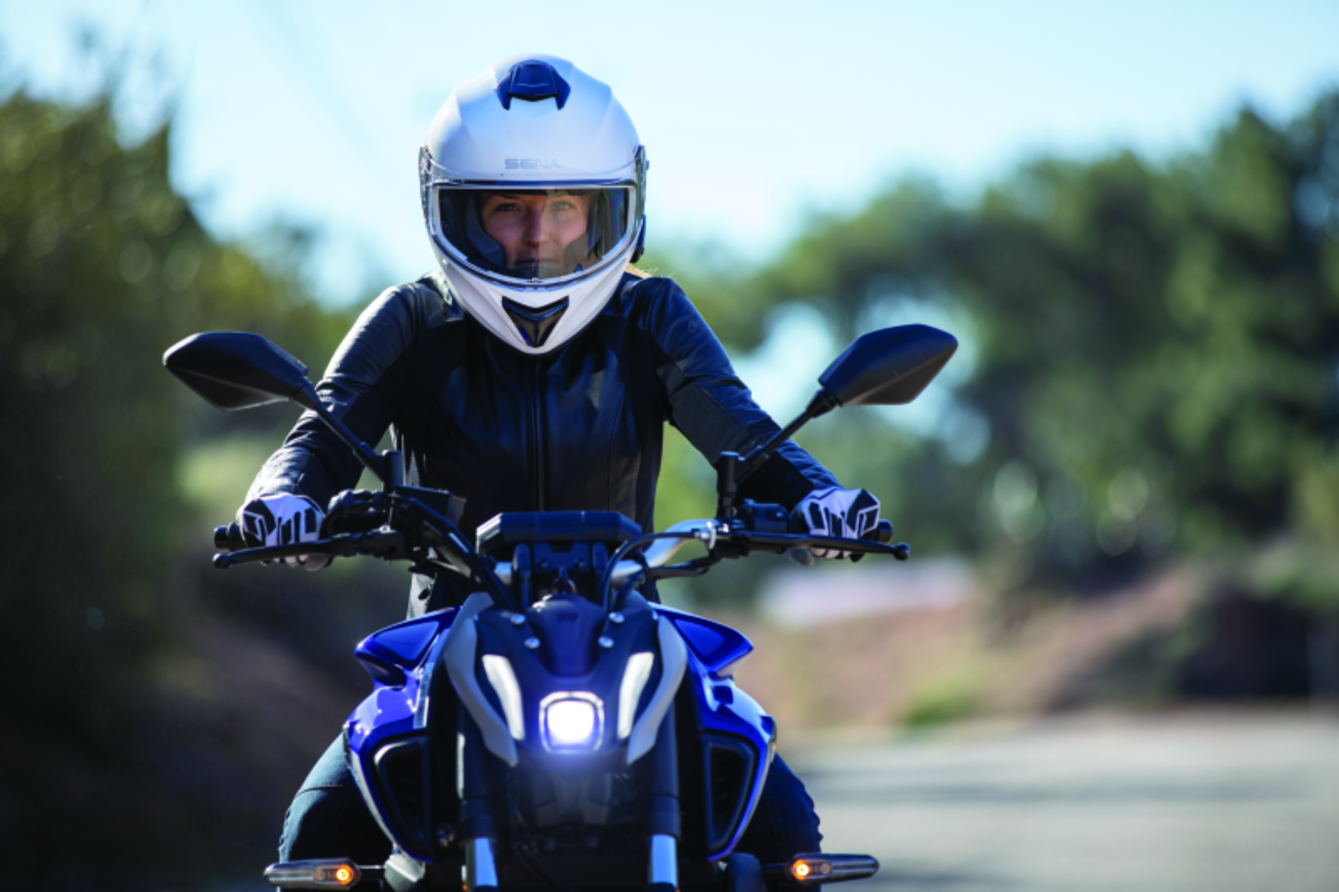 Picture of Sena Technologies SEN Outforce Helmet Helmets and Accessories - OUTFORCE-GW00S