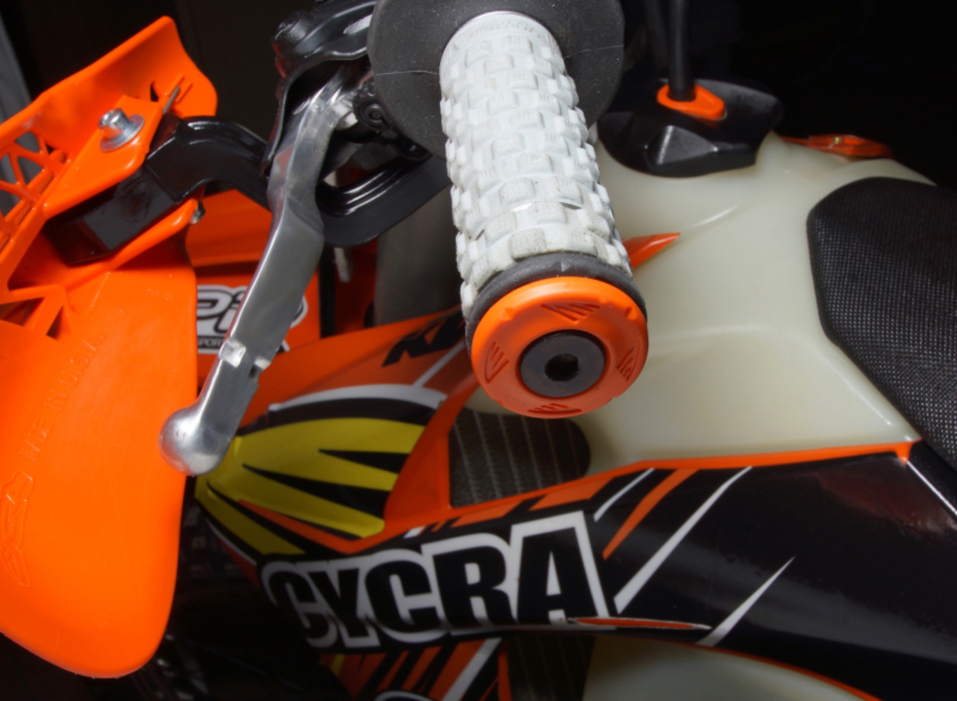Picture of Cycra CYC Grip Armor Bar End Hand Guards - 1CYC-0010-22