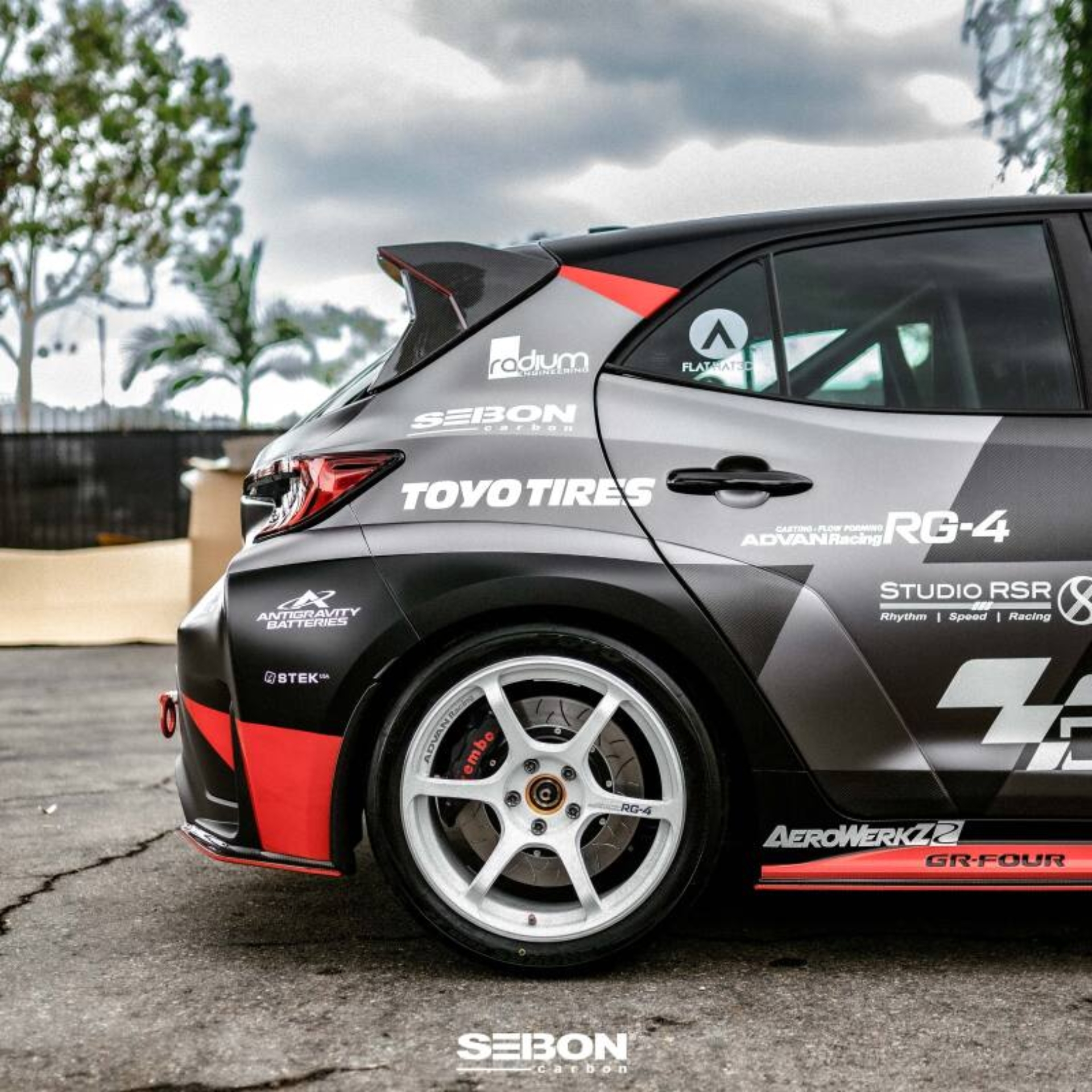 Picture of Seibon SEI Rear Lips Lips & Splitters - RL23TYGRCOR-MB