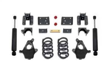 Picture of MaxTrac 07-13 GM C/K1500 2WD/4WD Single Cab 3in/5in Lowering Kit