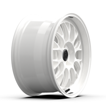 Picture of fifteen52 Holeshot RSR 18x9.5 5x114.3 38mm ET 73.1mm Center Bore Rally White