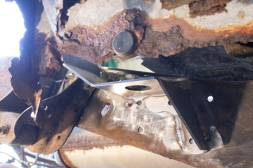 Picture of Rust Buster 1988-1998 Chevrolet & GMC C/K 1500 & 2500 Bed and Cab Mount Brackets - Right
