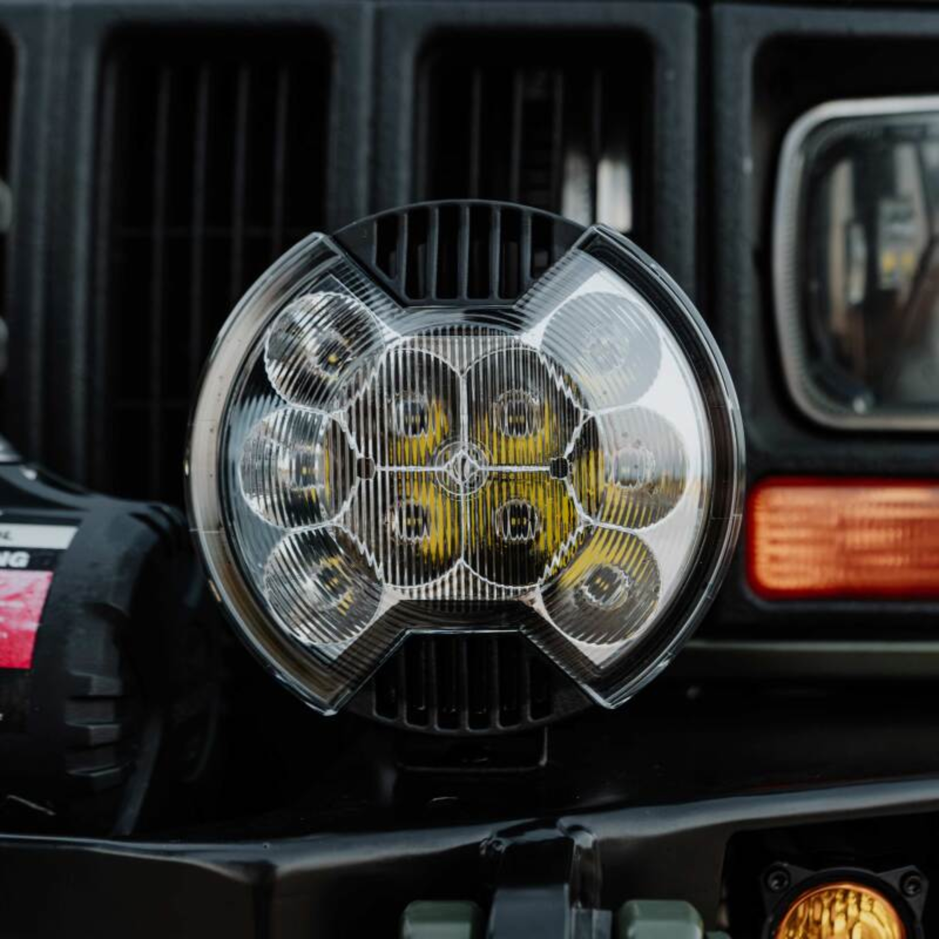 Picture of KC HiLiTES SlimLite 6in Light Shield - SAE Driving Beam - Clear