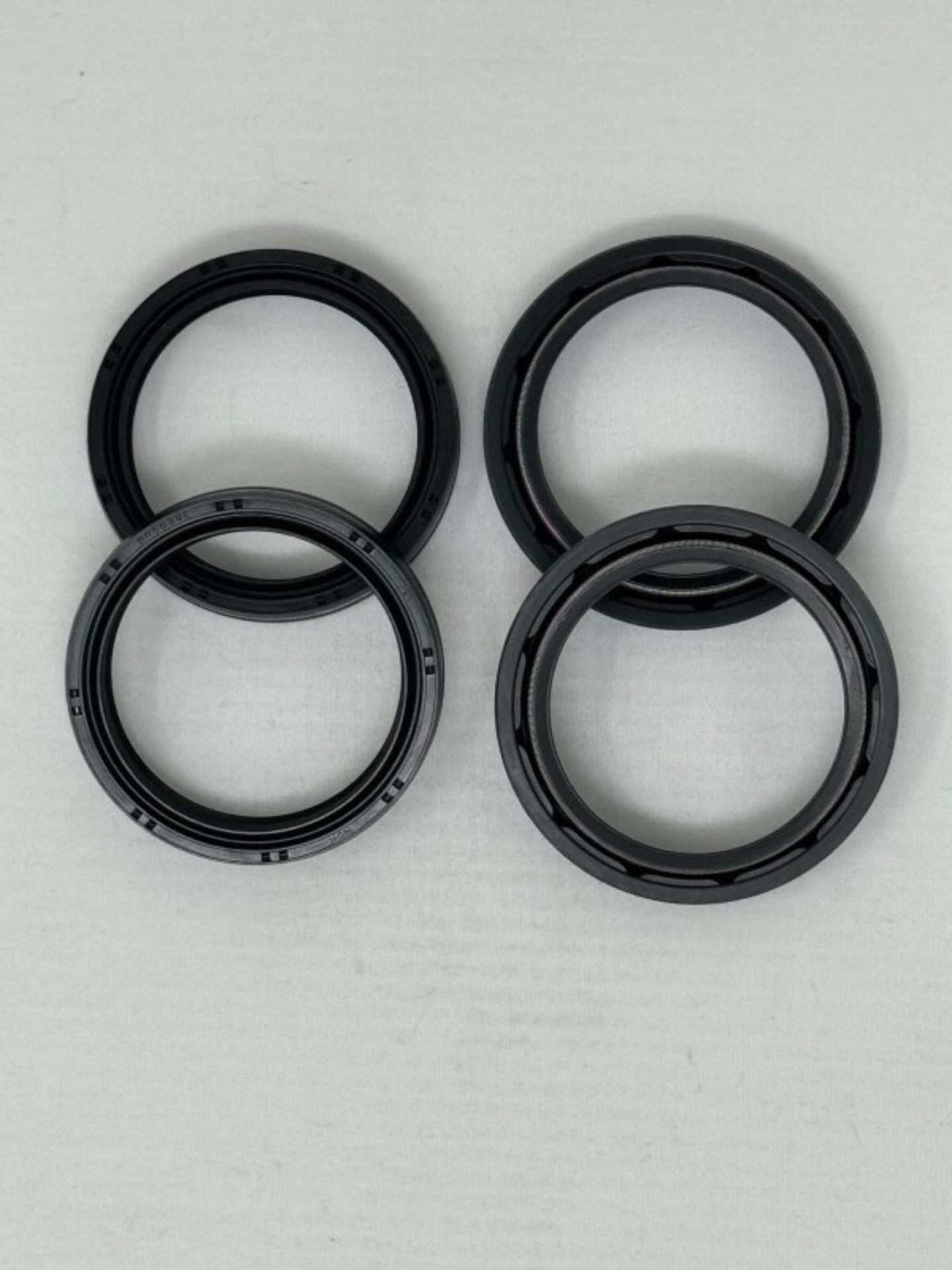 Picture of KYB Front Fork Oil and Dust Seal Set 47 mm. Showa Forks