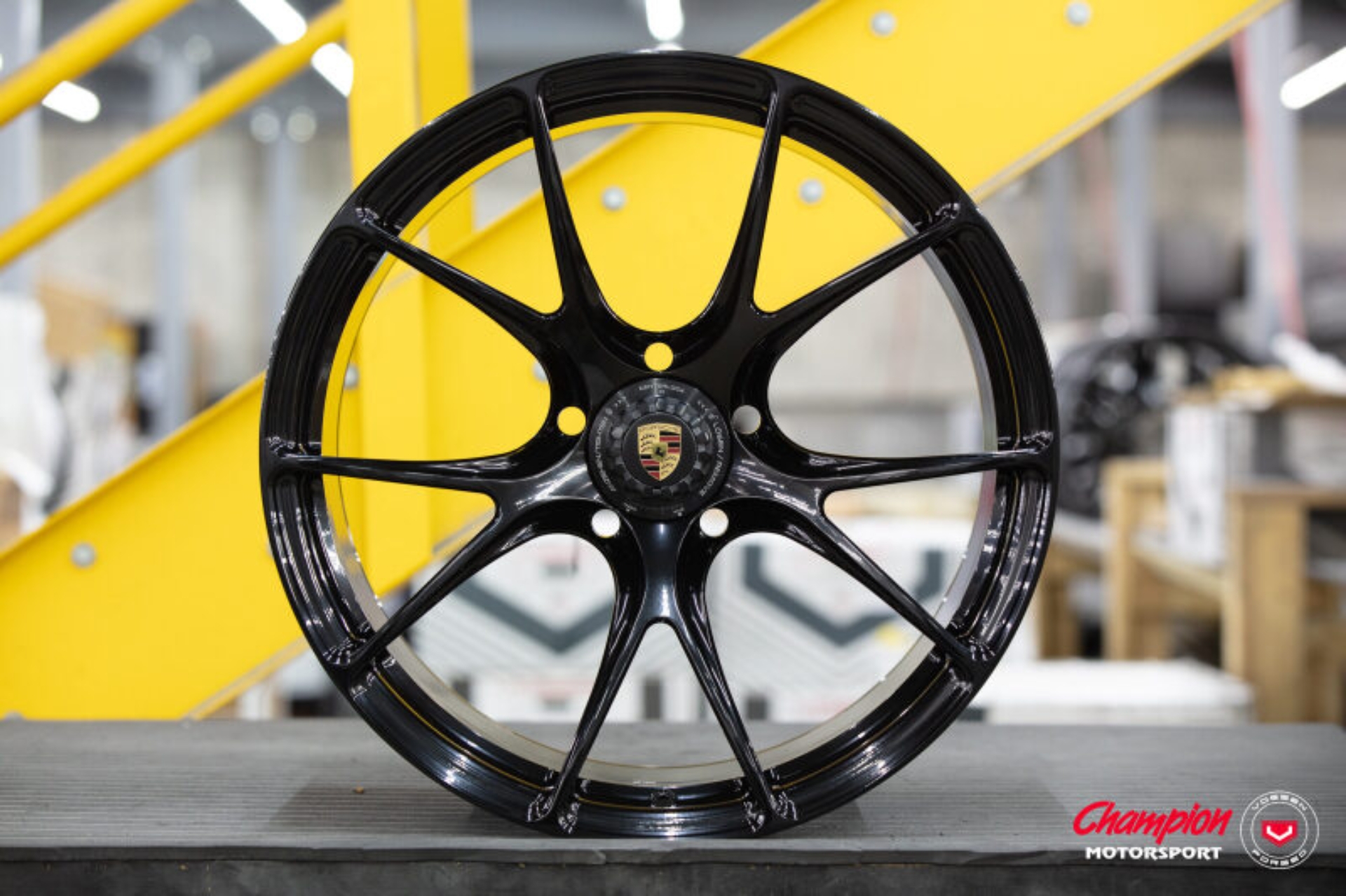 Picture of Vossen X Champion RS74 20X12 / ET47 / Gloss Black Wheel / Centerlock / 911 GT3 991.2 - Rear
