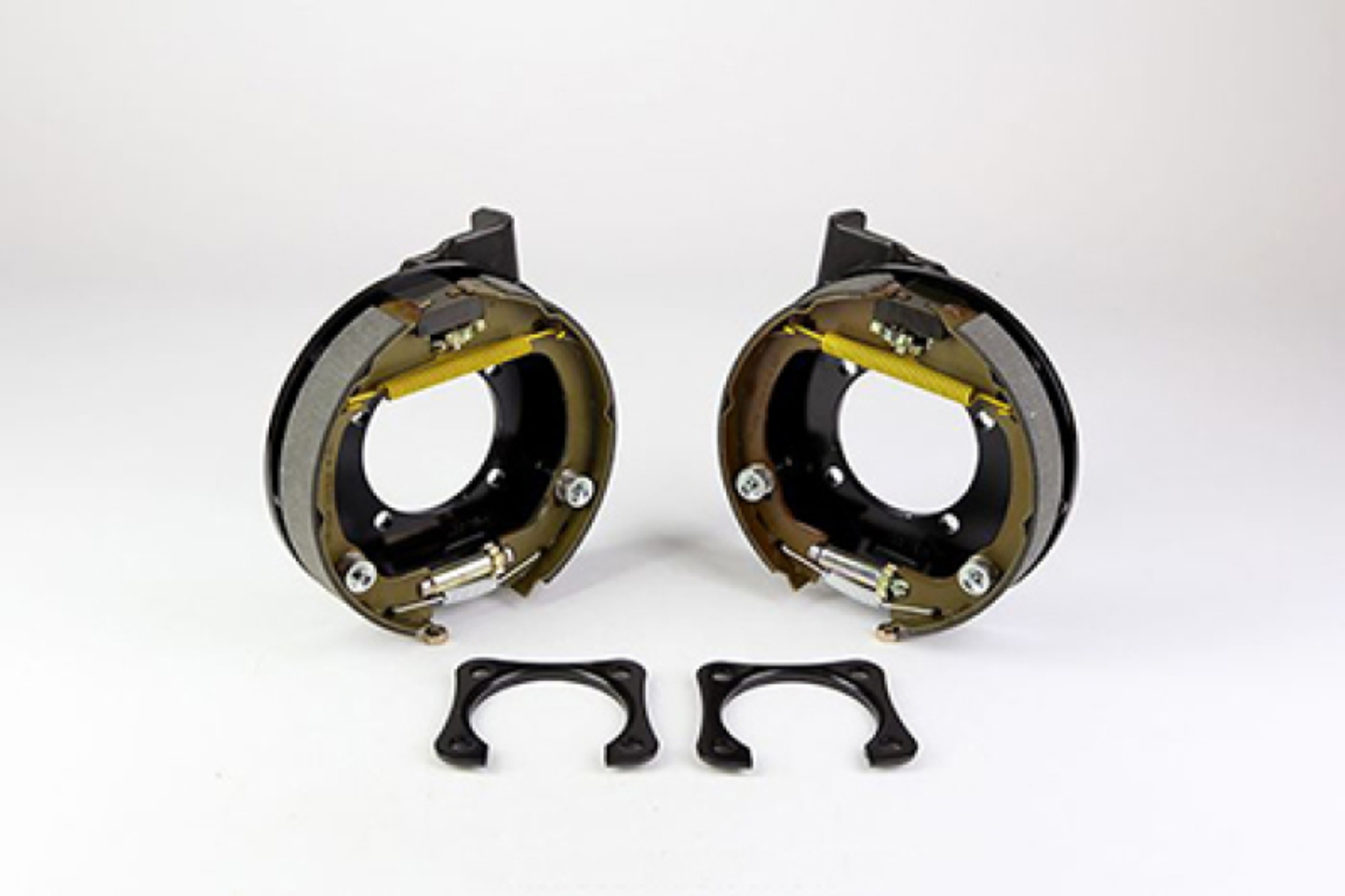 Picture of Wilwood Disc/Drum 12-Bolt Chevy Bracket Kit