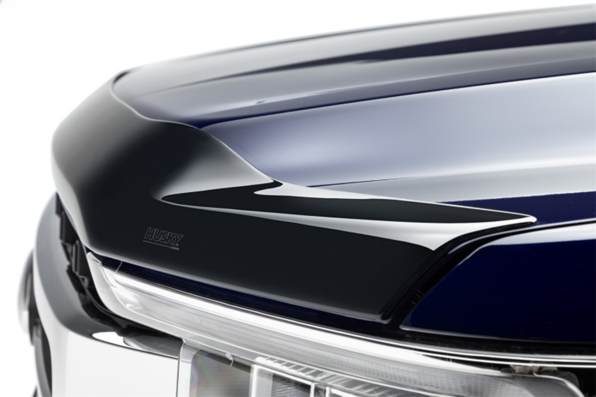 Picture of Husky Liners 08-11 Ford Focus Aeroskin Hood Protector - Smoke