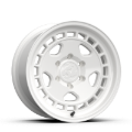 Picture of fifteen52 Turbomac HD Classic 17x8.5 / 6x135 BP / 0 ET / 87.1mm CB / 4.75in BS / Classic White Wheel