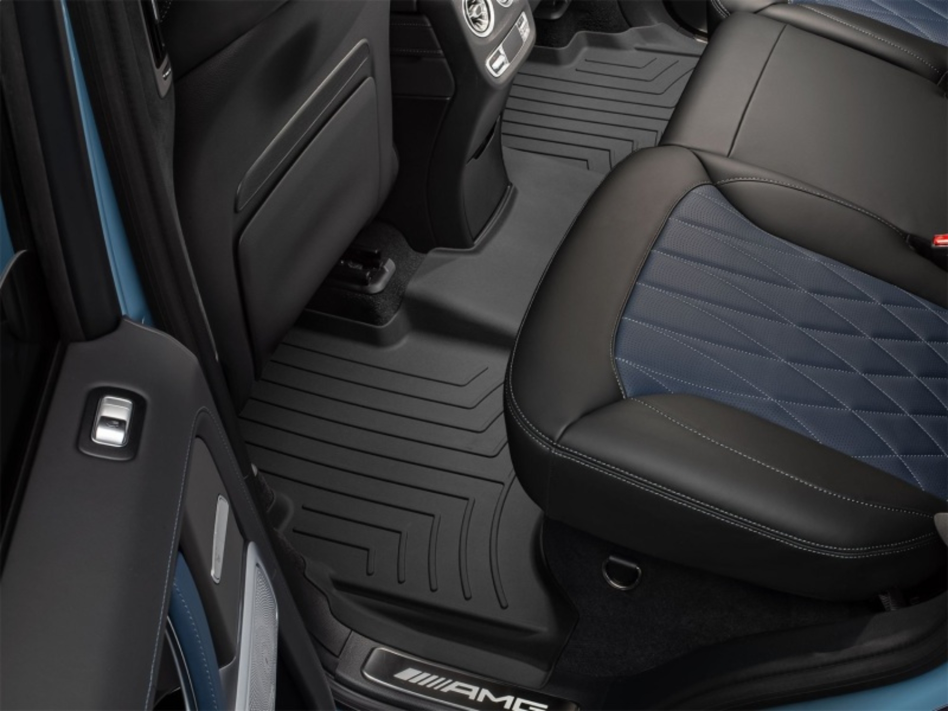 Picture of WeatherTech WT 3D FloorMat-Rear-Blk Floor Mats - 4415092IM