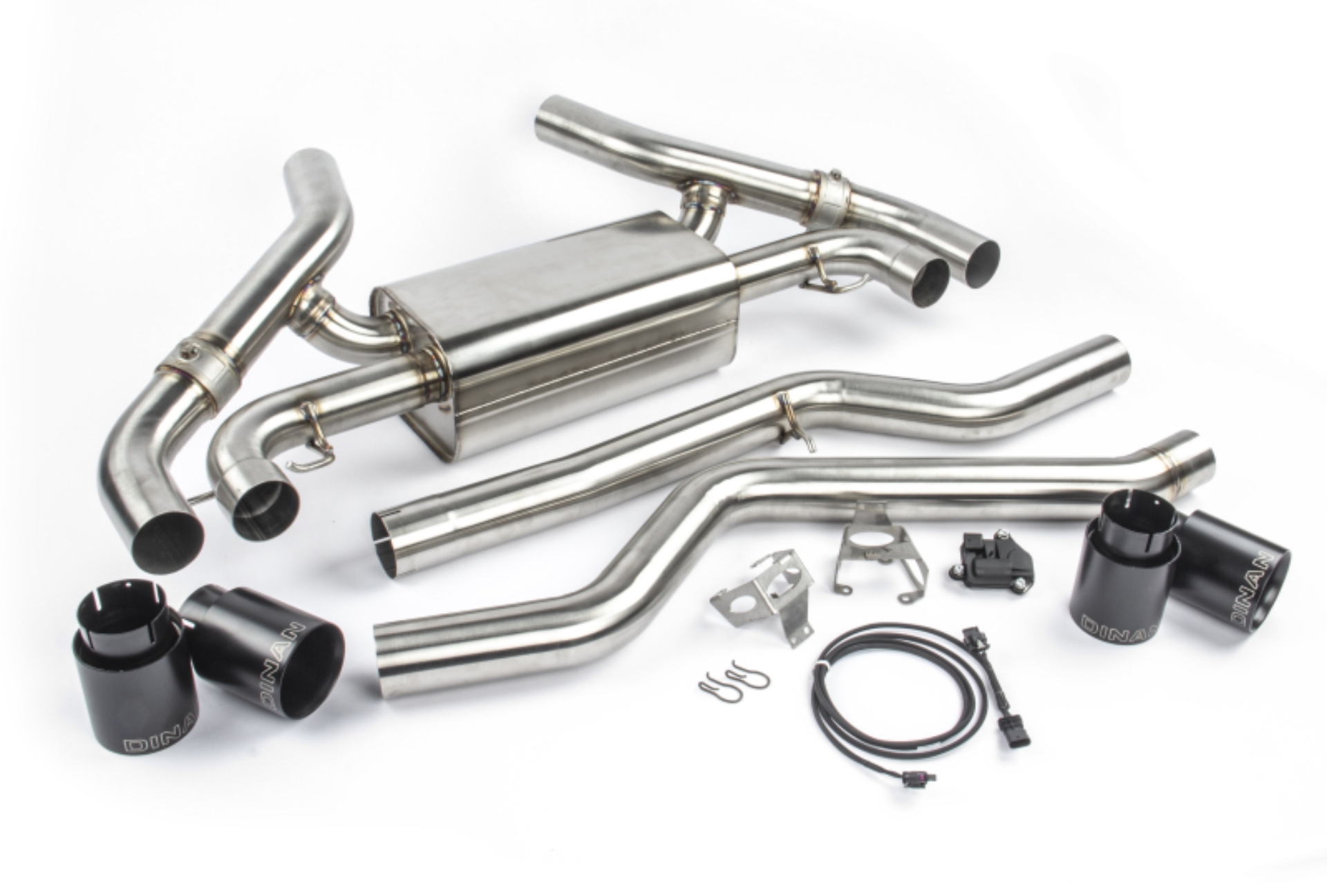Picture of Dinan DNN Axleback Exhaust Systems - D660-0085-BLK