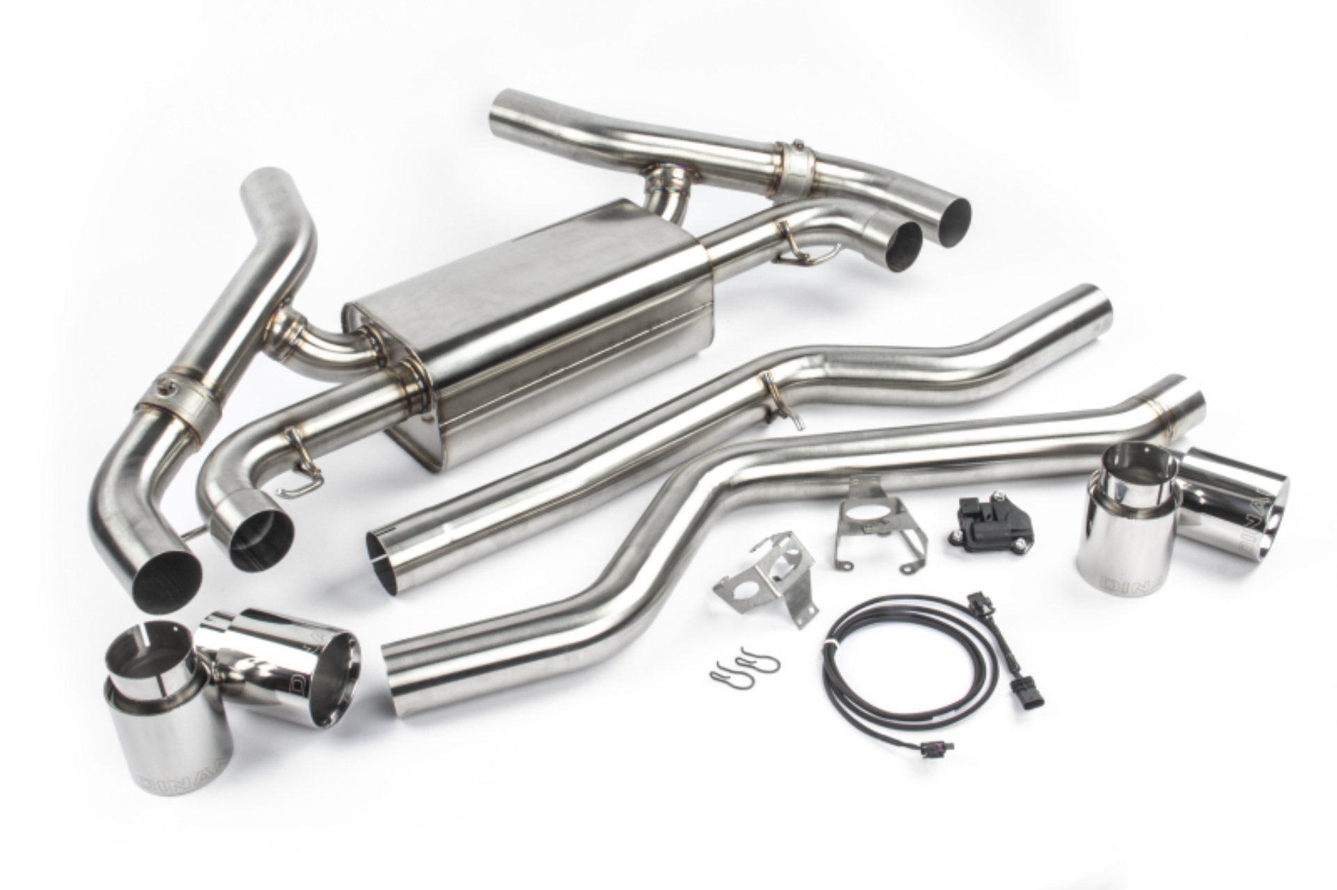 Picture of Dinan DNN Axleback Exhaust Systems - D660-0085